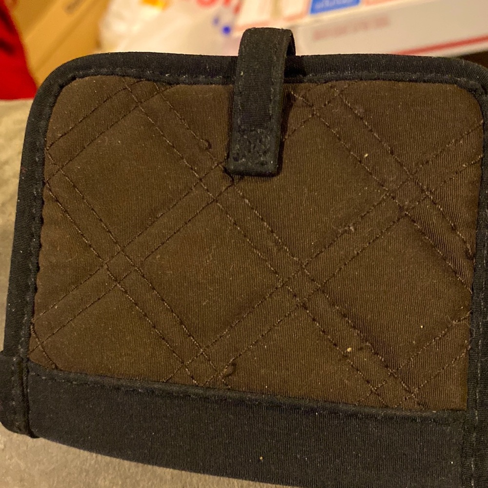 Vera Bradley Microfiber Credit Card Case. Brown.